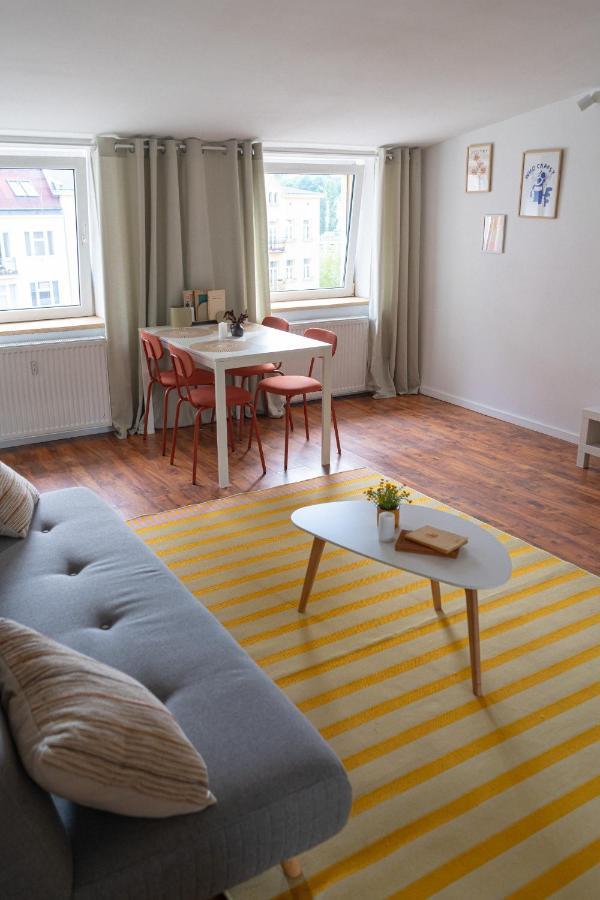 The Good Apartment Powisle 3 Bedrooms Varşovia Exterior foto